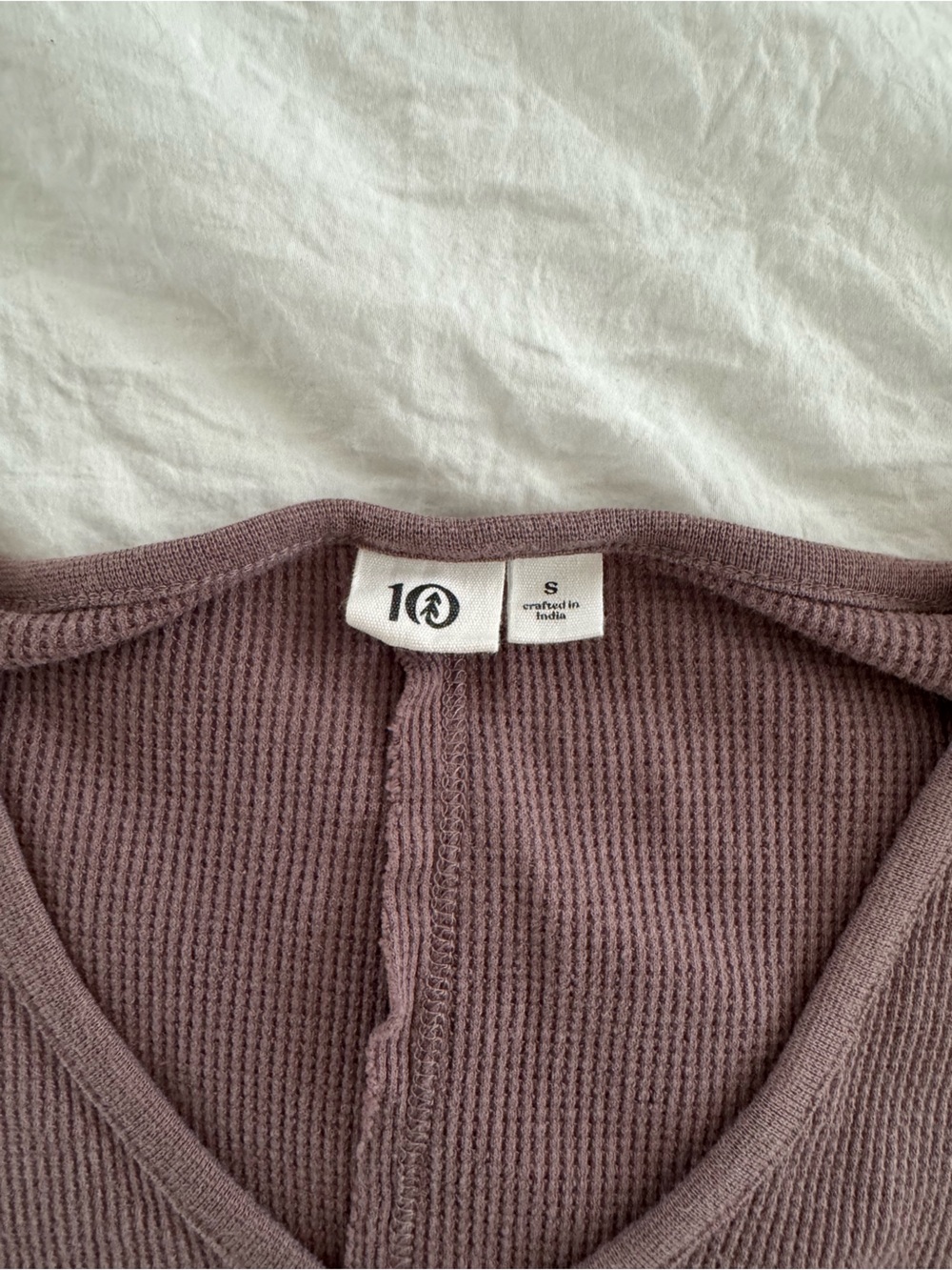Tentree Waffle Knit V-Neck Longsleeve Relaxed Pullover in Dusty Mauve - Picture 10 of 12